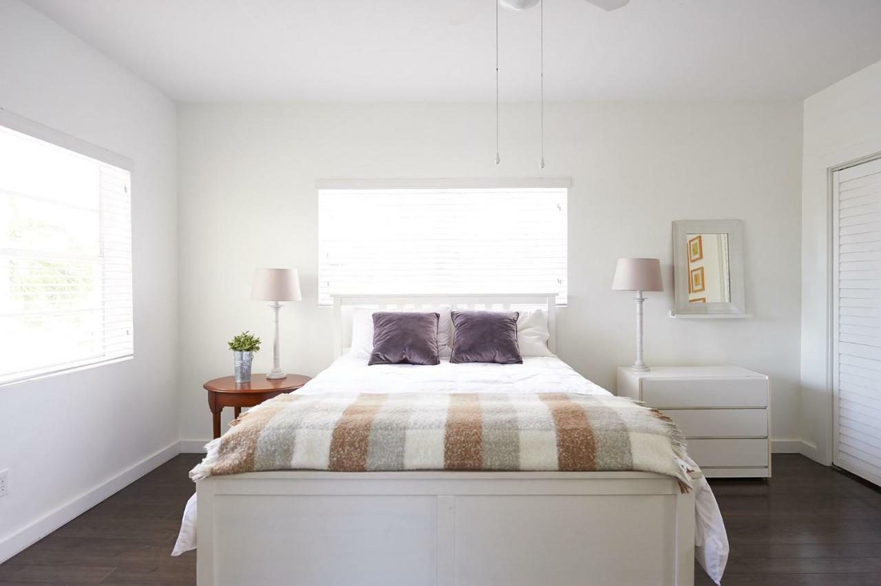 Clean Cosy Flat, Steps From The Beach Fort Lauderdale Exterior photo