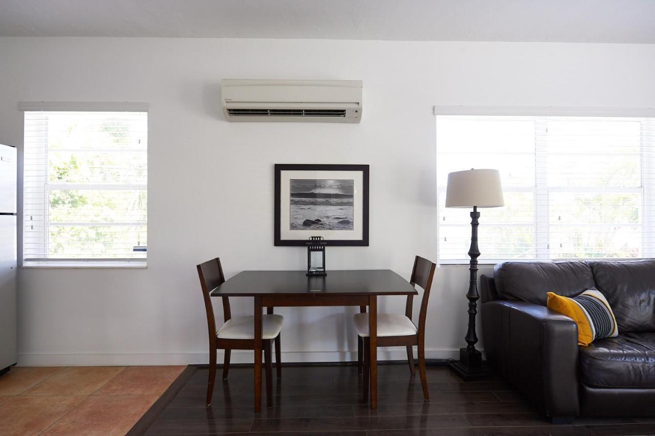 Clean Cosy Flat, Steps From The Beach Fort Lauderdale Exterior photo